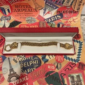 Gold Chain Bracelet with Lion Heads